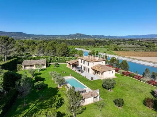 Maison 8 pièces 510 m²