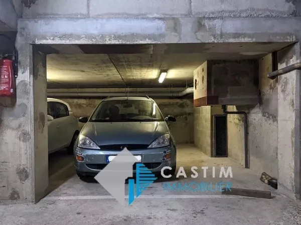 Stationnement Vente Paris   28000€