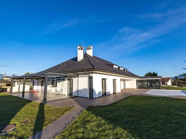 Maison d'exception à vendre, Vétraz-Monthoux, 680 m2, terrai