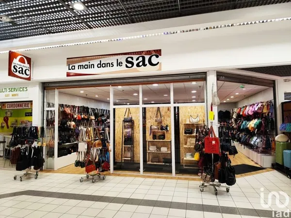 Local commercial 87 m²