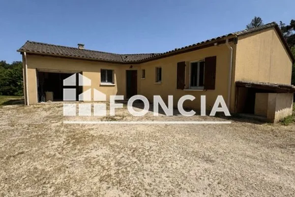 Maison Location Saint-Vincent-de-Connezac 5p 109m² 850€