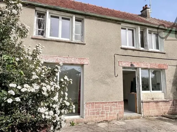 Maison à rénover - 2 chambres - Terrain 422 m2