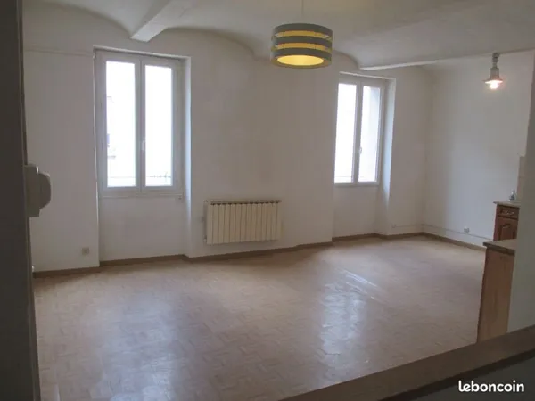 T4 de 86m² plein centre de bessèges
