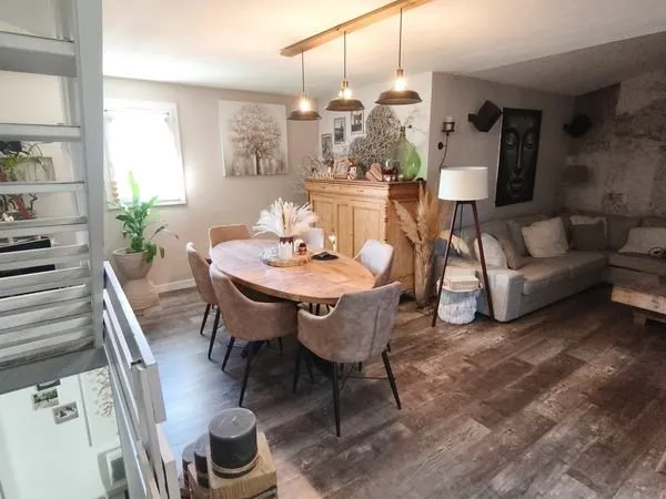 Maison Duplex a louer 114 M2 Le Pontet 84130 6 pieces