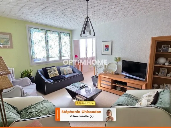 PROCHE CARMES BEL APPARTEMENT RENOVE AU 4 EME ETAGE SANS ASCENSEUR AVEC GARAGE ET CAVE