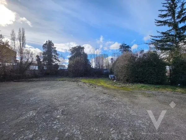 EN EXCLUSIVITÉ Terrain plat d'environ 600 m²