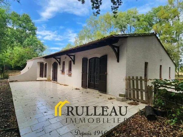 MAISON AVEC STUDIO INDEPENDANT SUR GRAND TERRAIN DE 6620M2