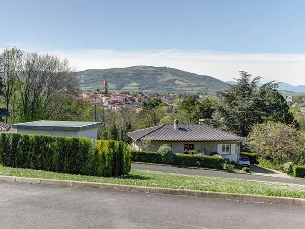 Maison 7 pièces 170 m²