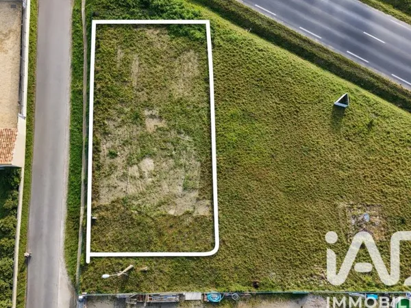 Terrain 551 m²