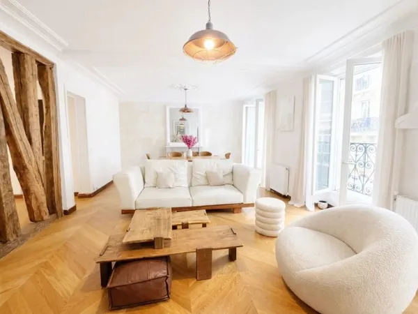 Paris 9€ - Rue Condorcet - Appartement rénové