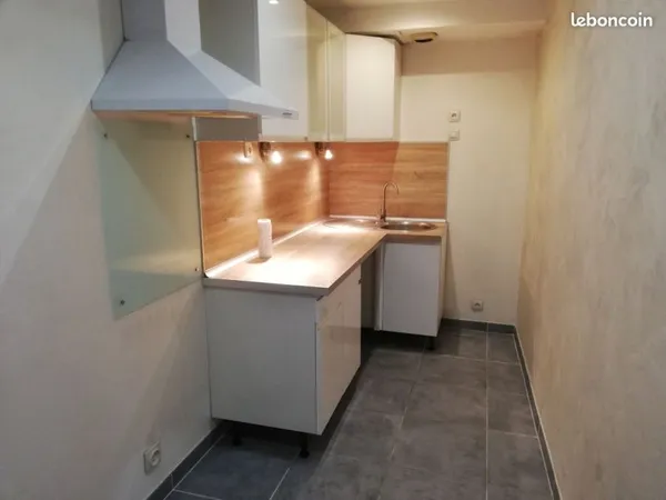 Appartement F2 au rez-de-chaussée à GIEN