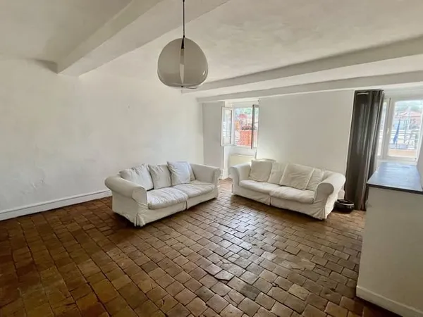 Appartement 2 pièces 61 m²