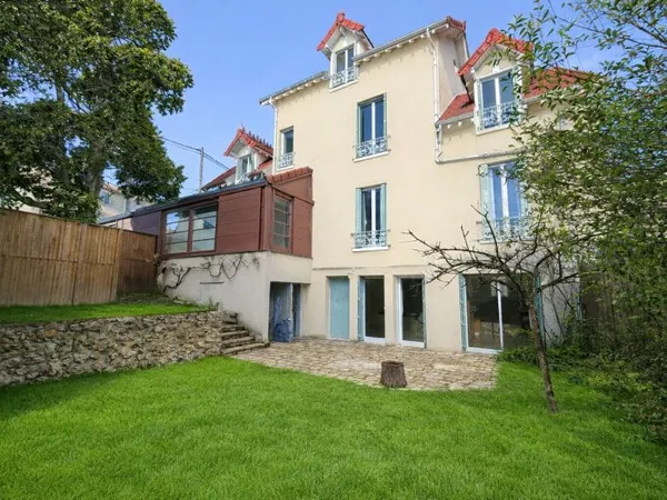 Maison 8 pièces 185 m2