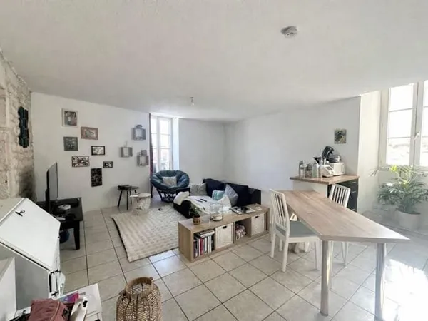 Appartement 2 pièces 65 m²