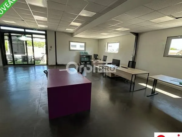 Bureaux 219 m²