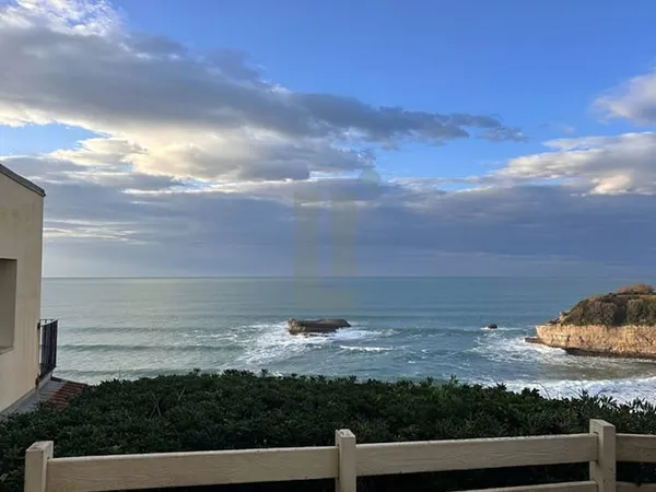 T3 avec terrasse vue mer
