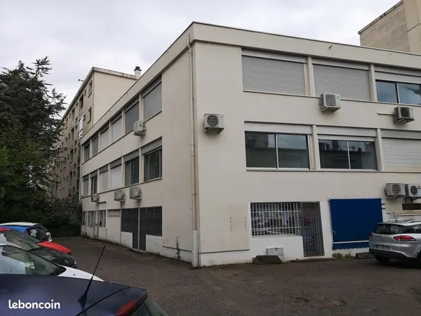 Bureau et espace de travail Vente Montpellier  40m² 73500€
