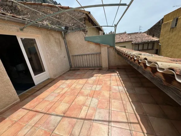 Maison de village avec terrasse de 16m² - MOUSTIERS-SAINTE-MARIE