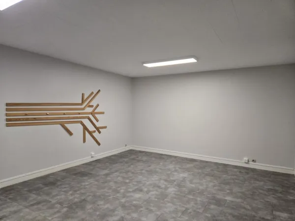 Local professionnel 135 m²