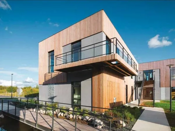 Bureaux 361 m²
