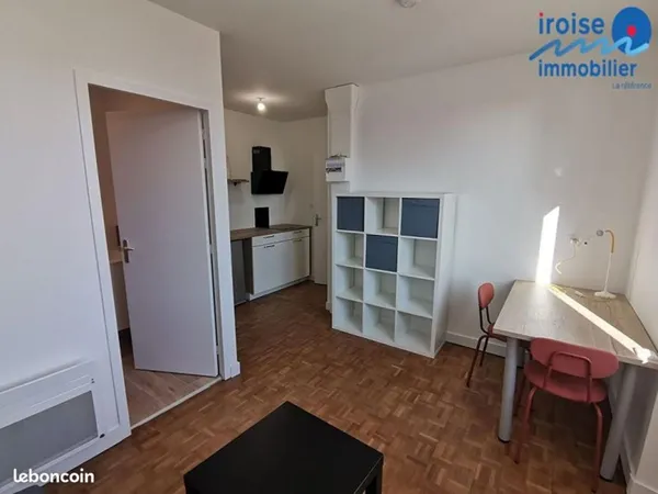 Studio 1 pièce 17 m²