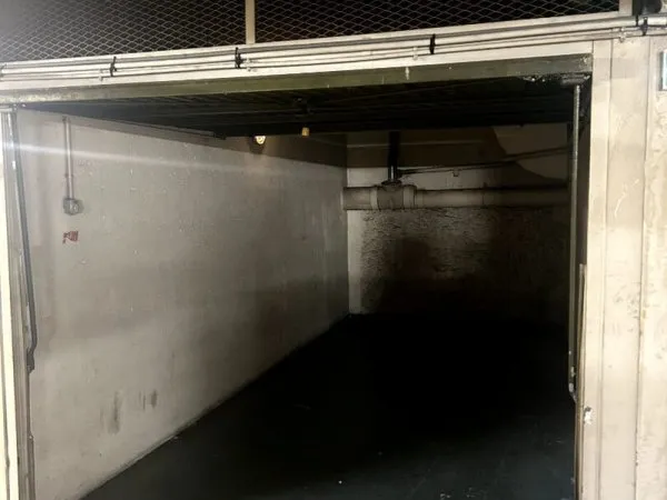 BOX 12 m²