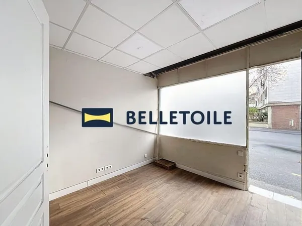 Boutique de 12,13 m² à Vendre - Emplacement Privilégié Maisons-Alfort