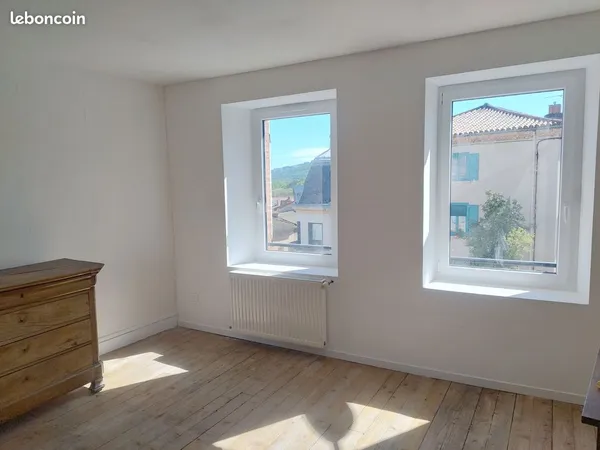 Maison de ville rénovée 6 pieces