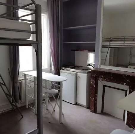 Studio 1 pièce 15 m²