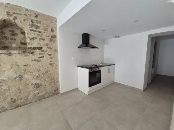 À LOUER STUDIO 34,34 M2 CENTRE-VILLE DE SABLÉ-SUR-SARTHE