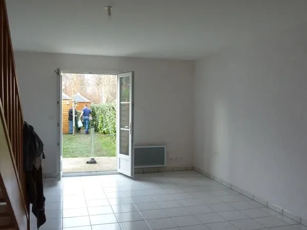 Maison Meung sur Loire T3 + jardin + parking