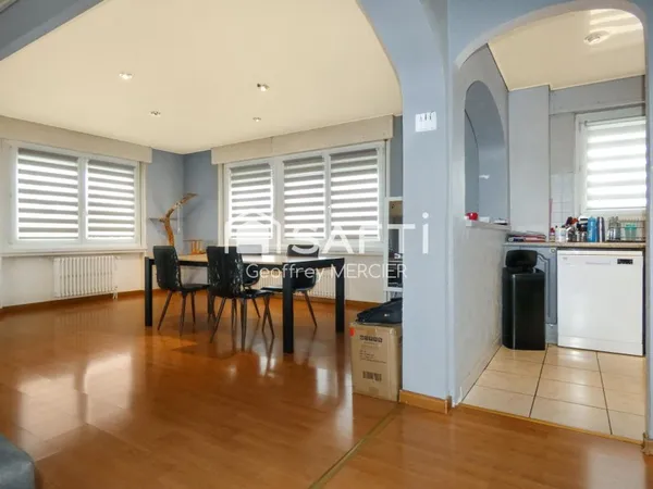 Maison individuelle en plain-pied sur-élevé!