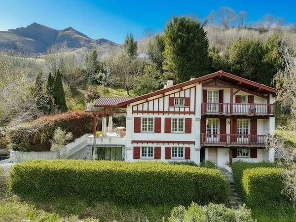 Maison 6 pièces 200 m²