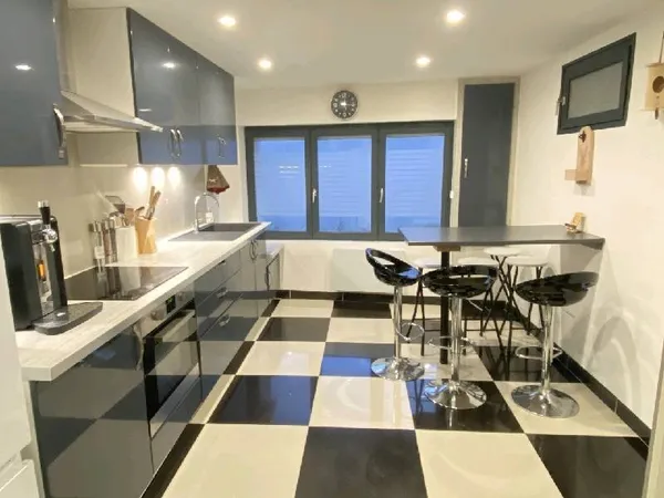 5 MN ST-FLORENTIN