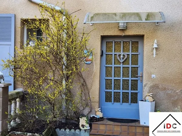 Maison 9 pièces 250 m²