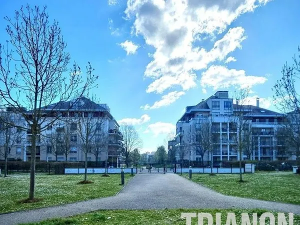 STUDIO AVEC TERRASSE - LA CROISETTE À CARRIÈRES-SOUS-POISSY