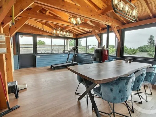 Maison 7 pièces 168 m²