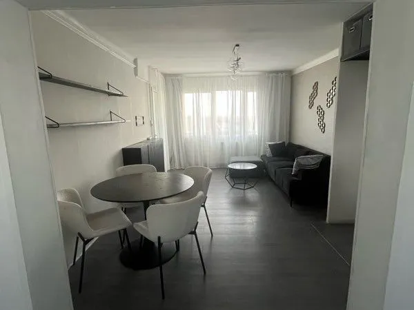 Bel appartement T2 de 42 m² - Lumineux & Calme - Dernier étage