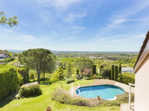 LACROIX FALGARDE VUE PYRÉNÉES MAISON AVEC PISCINE.