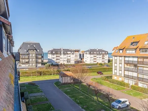 A deux pas des commerces et de la plage