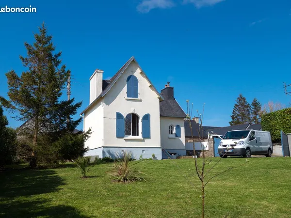 PARTICULIER LOUE maison au bourg de Plouigneau
