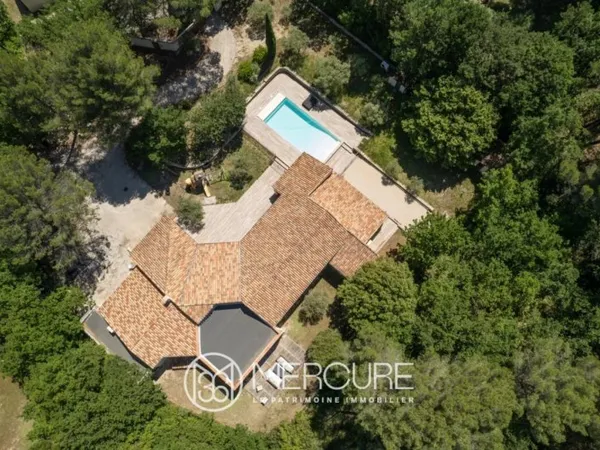 Villa contemporaine d'exception avec vue panoramique