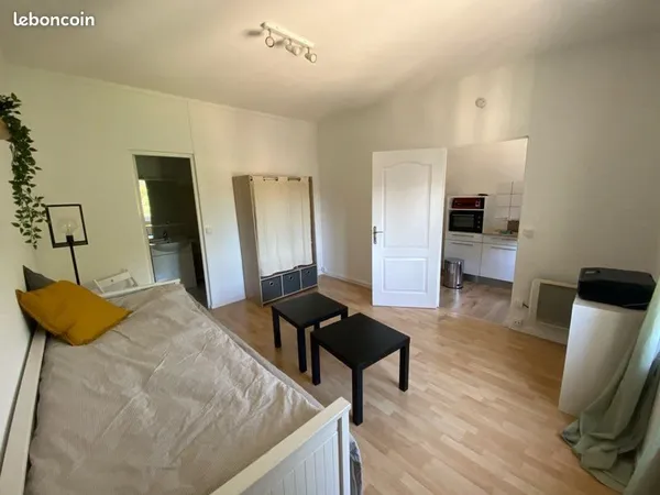 Appartement meublé 28mc 525 CC