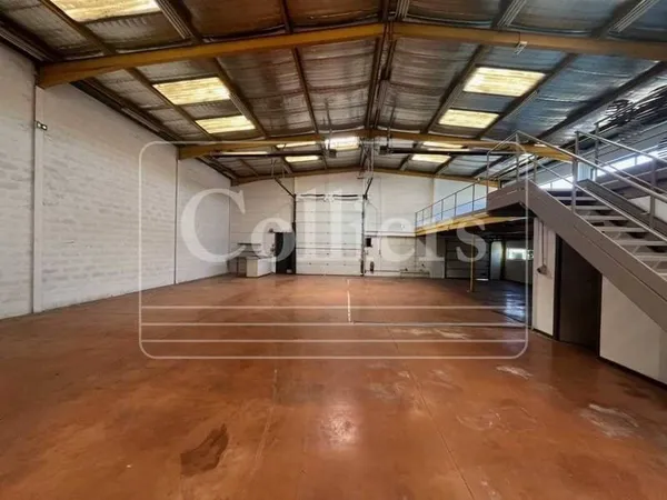 Local d'activité 625 m²