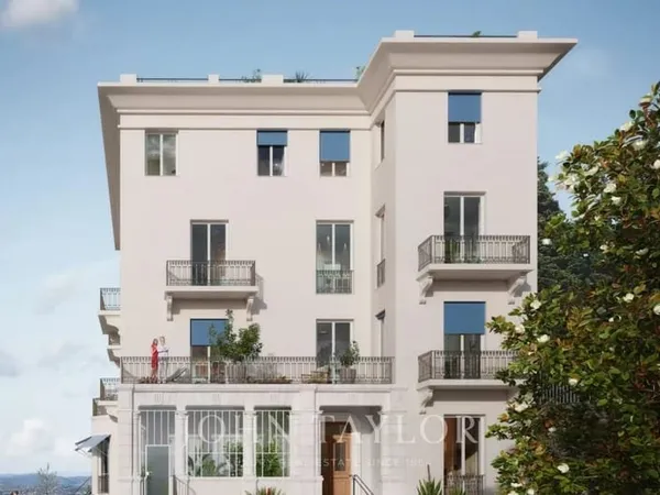 Appartement 4 pièces en rez de chaussée, avec terrasse et vue mer