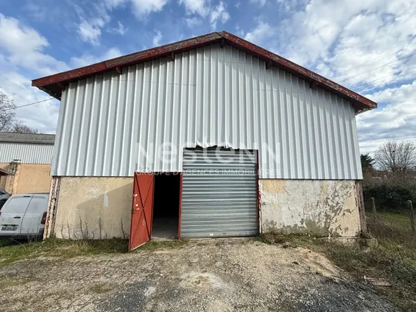 A louer entrepôt 70m2 à Pessac proche centre