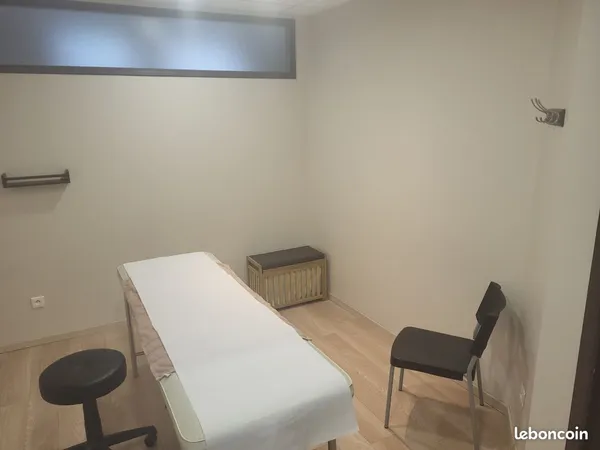 À louer salle de soins