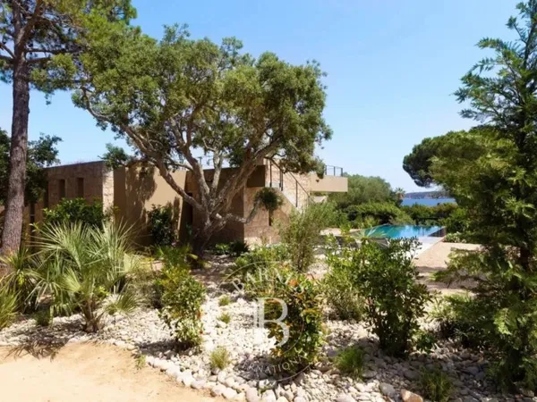 Porto-Vecchio, Domaine de Cala Rossa, villa 4 chambres, piscine,