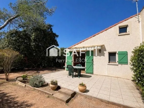 Mazet avec piscine à la Motte sur une parcelle de 150m².