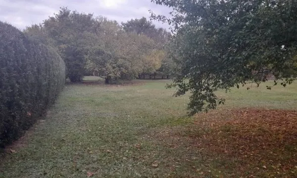 Terrain 752 m²
